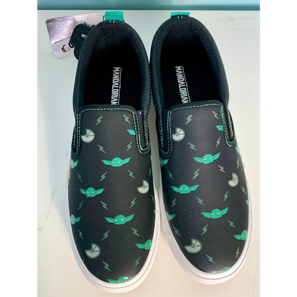 NWT Ground Up Star Wars Grogu Black Slip On Sneakers Men's Size 9 - Picture 3 of 12